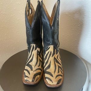 Corral Sting Ray Boots in Zebra Print Women’s size 9